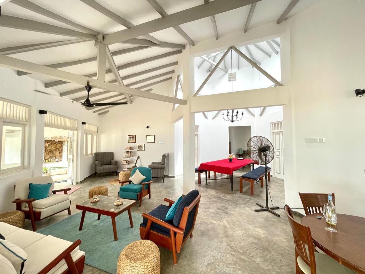 Moon Isle Beach Bungalow Nilaveli Exterior photo